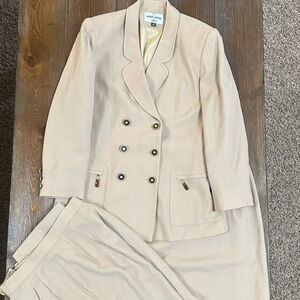 Vintage Albert Nipon Wool 3 Piece Suit